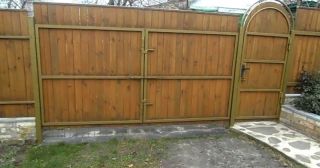 Купить распашные ворота деревянные Александров, цена от 2783 руб.